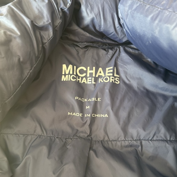 Down jacket - Picture 2 of 3